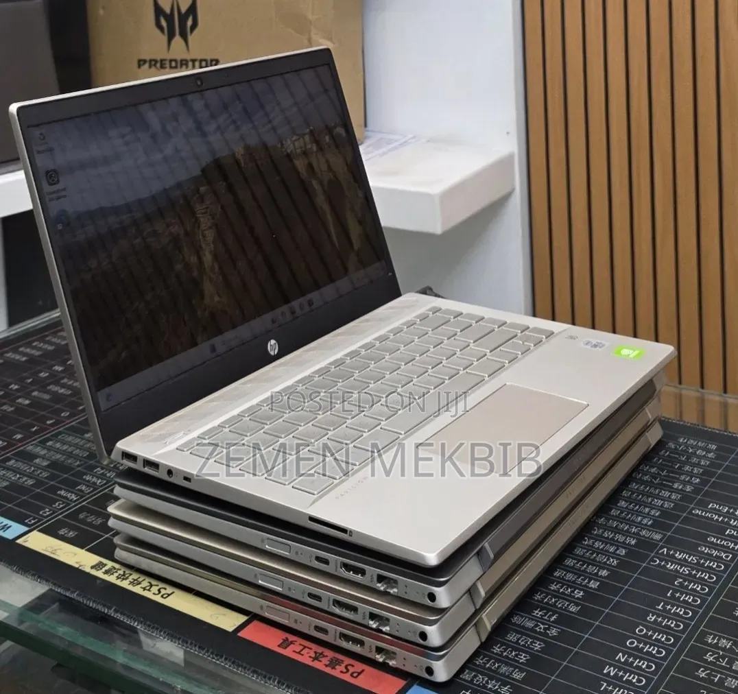 New Laptop HP Pavilion 15 8GB Intel Core i5 SSD 512GB