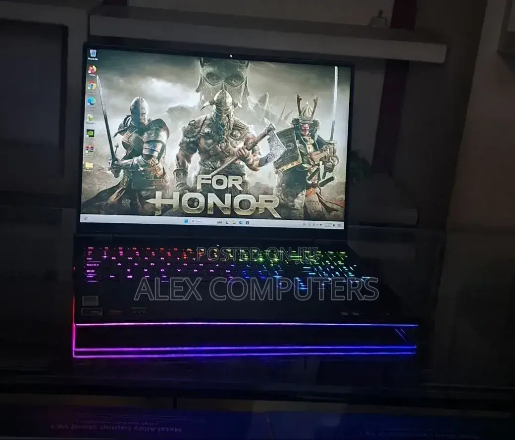 New Laptop Lenovo Legion 7 16GB AMD Ryzen 9 SSD 1T