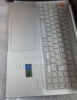New Laptop Asus 16GB Intel Core i5 SSD 512GB