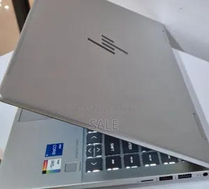 New Laptop HP Envy X360 8GB Intel Core i5 SSD 512GB