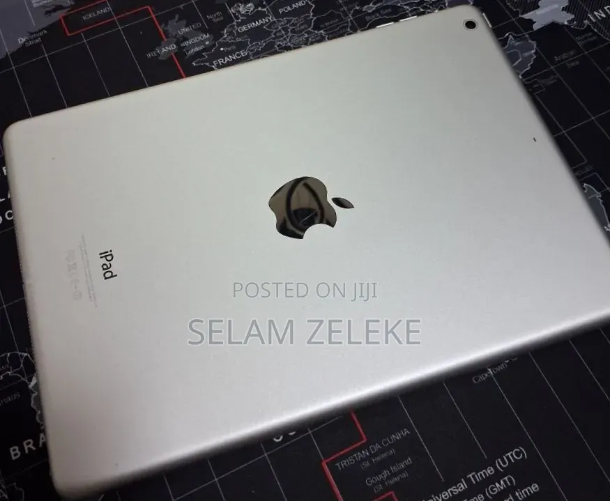 New Apple iPad Air 64 GB Silver