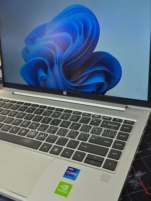 New Laptop HP ProBook 440 G9 16GB Intel Core i7 SSD 512GB
