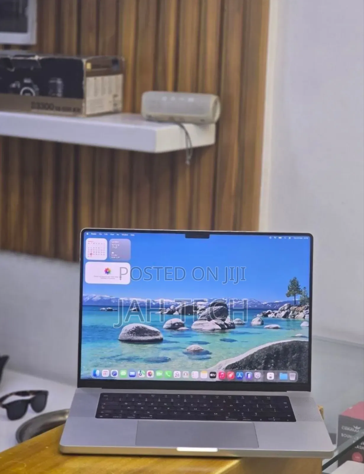 New Laptop Apple MacBook Pro 2021 M1 32GB Apple M1 Pro SSD 512GB