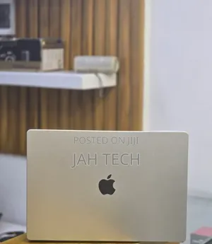 New Laptop Apple MacBook Pro 2021 M1 32GB Apple M1 Pro SSD 512GB