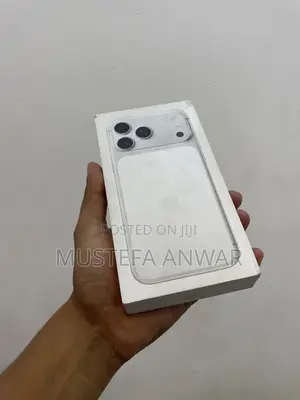 New Apple iPhone 17 Pro Max 256 GB White