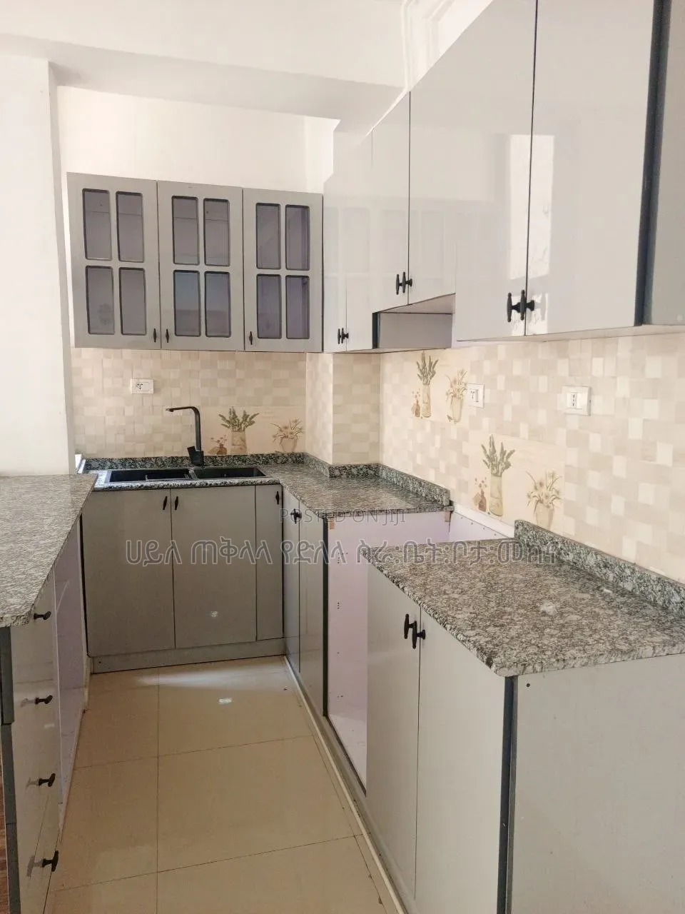 Furnished 2bdrm Apartment in Figanohi Realstate, Bole for sale