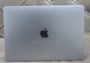 New Laptop Apple MacBook Pro 2017 16GB Intel Core i5 SSD 512GB