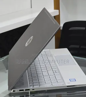 New Laptop HP Pavilion 15 8GB Intel Core i7 SSD 256GB