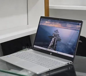 New Laptop HP Pavilion 15 8GB Intel Core i7 SSD 256GB