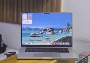 New Laptop Apple MacBook Pro 2020 M1 32GB Apple M1 Pro SSD 512GB