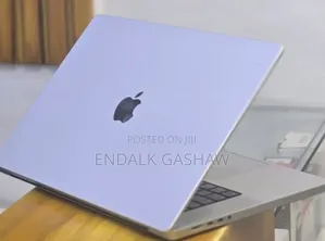 New Laptop Apple MacBook Pro 2021 M1 32GB Apple M1 SSD 512GB