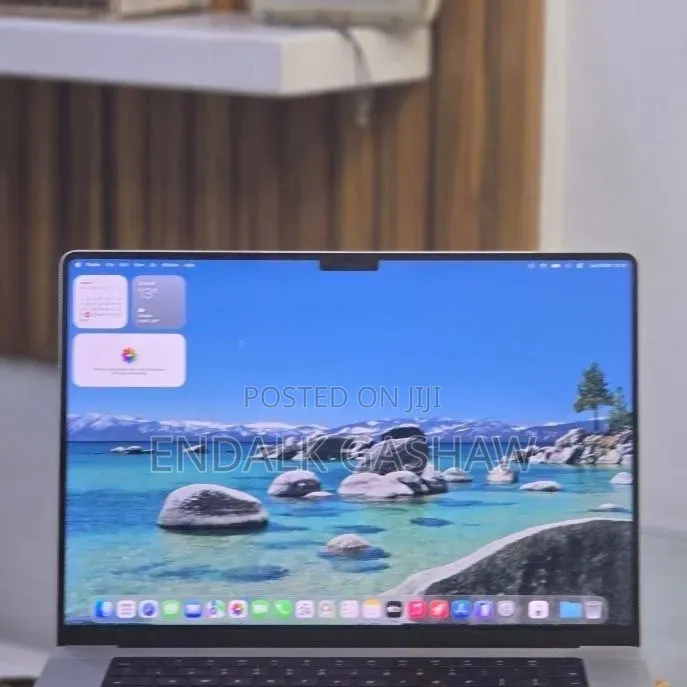 New Laptop Apple MacBook Pro 2021 M1 32GB Apple M1 SSD 512GB