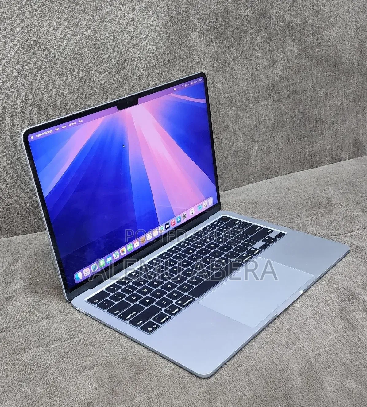 New Laptop Apple MacBook Air 2025 M4 16GB Apple M4 SSD 256GB