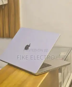 New Laptop Apple MacBook Pro 2021 M1 32GB Apple M1 Pro SSD 512GB