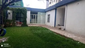 3bdrm House in Cmc ባዱሜ, Yeka for sale