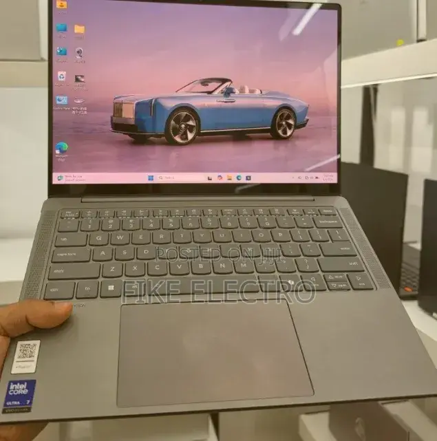 New Laptop Lenovo Yoga 7i 32GB Intel Core Ultra 7 SSD 1T