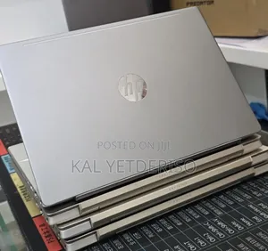 New Laptop HP Pavilion 10 8GB Intel Core i5 SSD 512GB