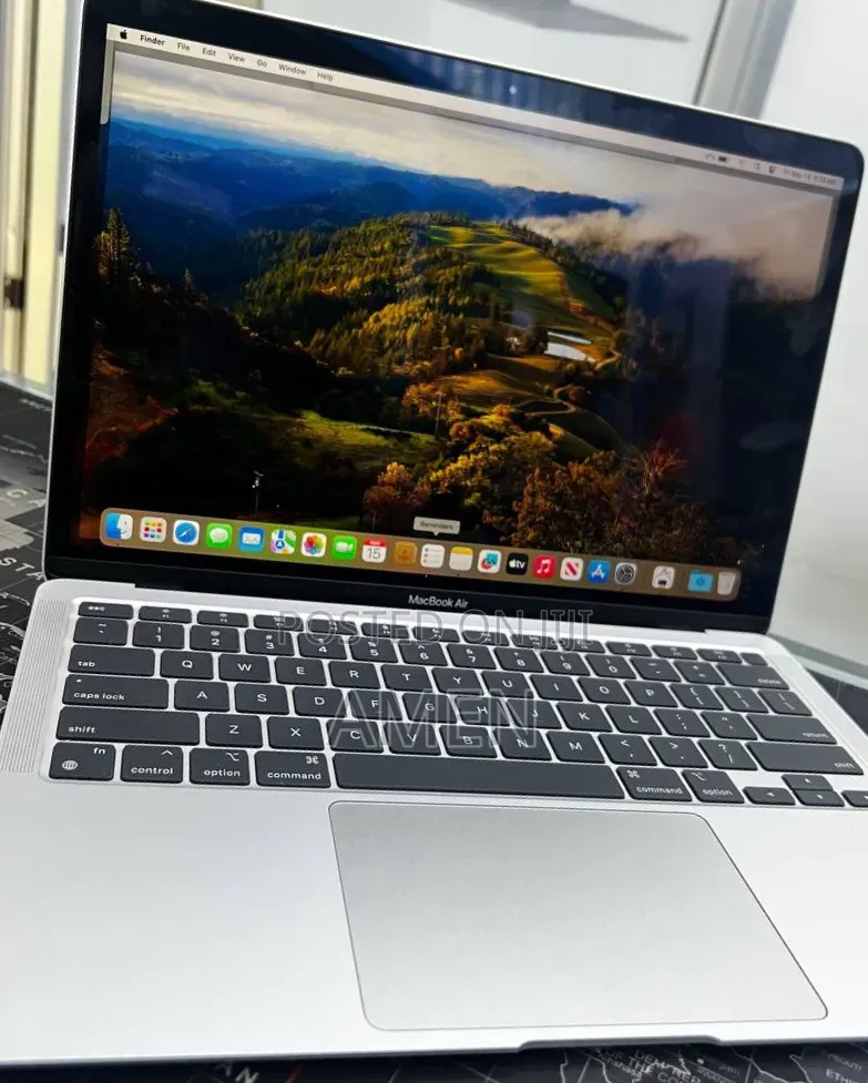 New Laptop Apple MacBook Air 16GB Apple M1 SSD 512GB