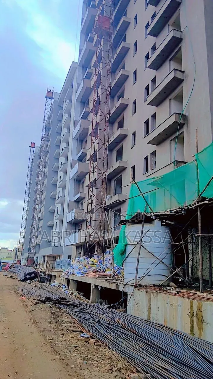 3bdrm Apartment in Ghion Homes, Bole for sale