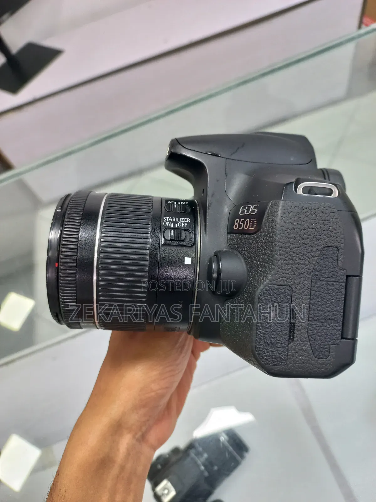 Canon 850d _With Lens
