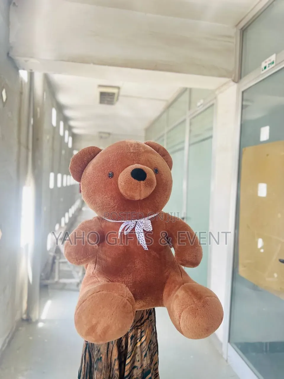Yaho Toys Medium Brown