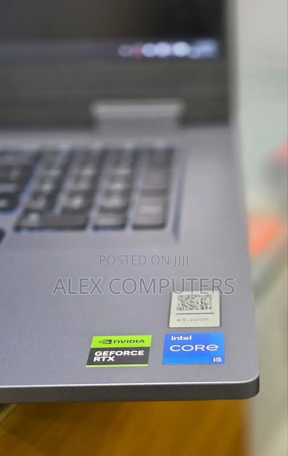 New Laptop Lenovo LOQ 15AHP10 16GB Intel Core i5 SSD 1T