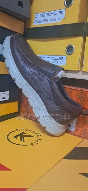 Light Scture Shoes