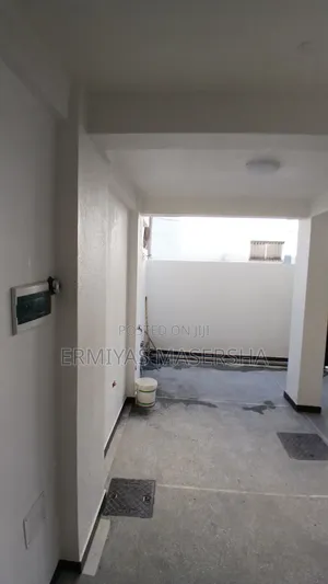 Furnished 5bdrm House in Yeka for sale