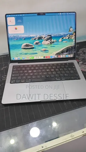 New Laptop Apple MacBook Pro 2021 M1 16GB Apple M1 Pro SSD 512GB