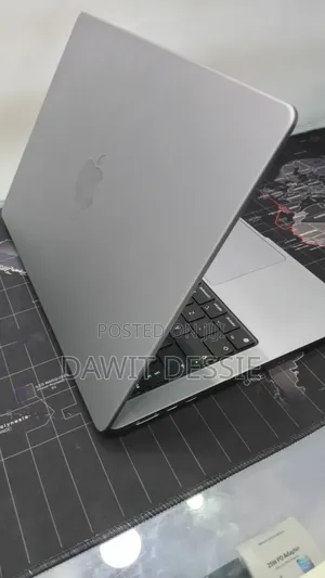 New Laptop Apple MacBook Pro 2021 M1 16GB Apple M1 Pro SSD 512GB