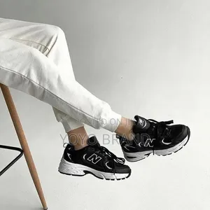 New Balance 530 Sneakers in Black and White Unisex Sneaker Shoes