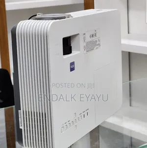 Sony VPL-Dx221