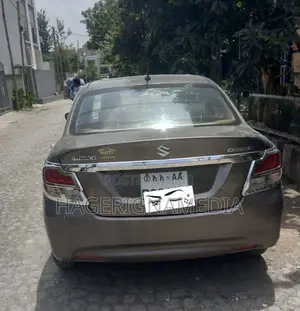 Suzuki Dzire 2022 Gray