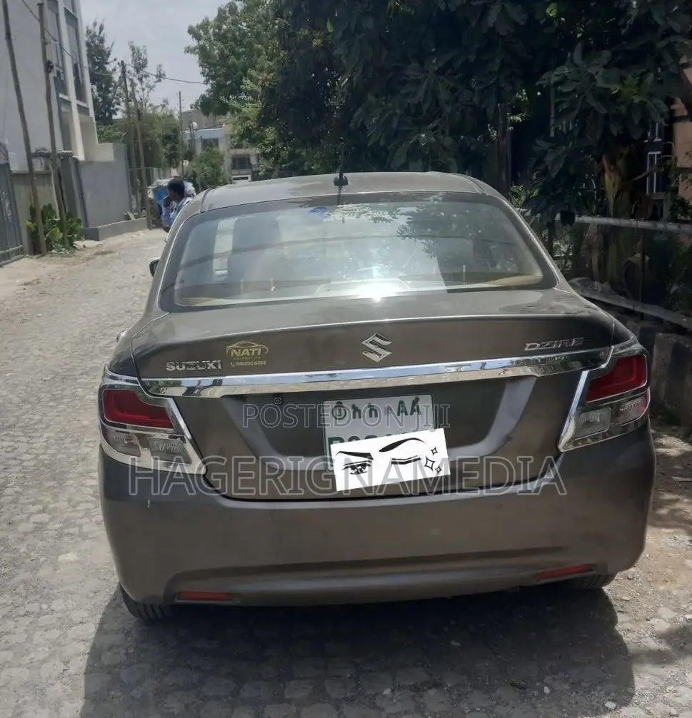 Suzuki Dzire 2022 Gray