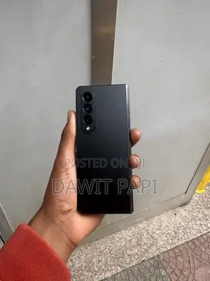 New Samsung Galaxy Z Fold4 256 GB Black