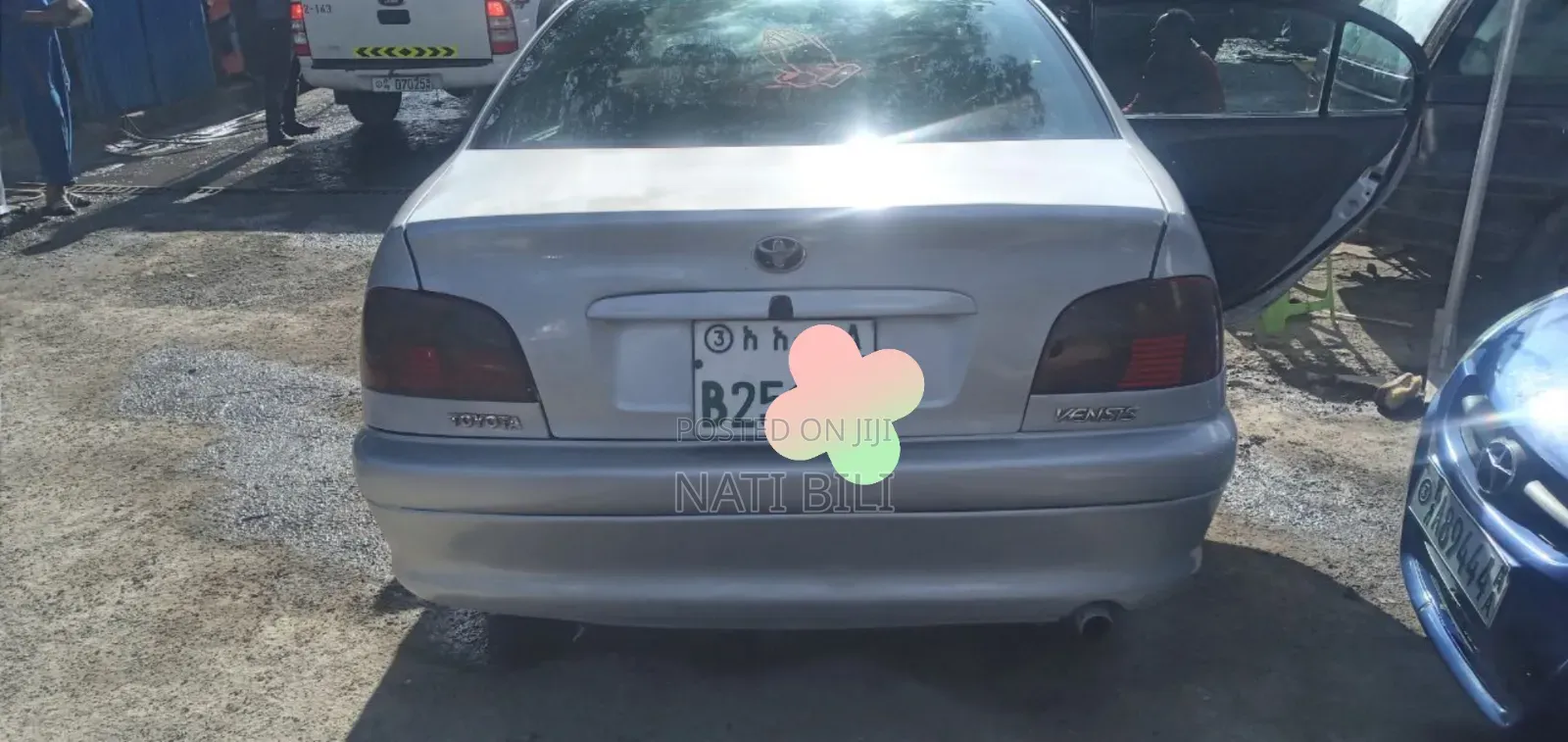 Toyota Avensis 1998 Silver