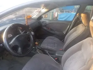 Toyota Avensis 1998 Silver