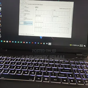 Laptop Hasee N750 16GB Intel Core i3 SSHD (Hybrid) 500GB