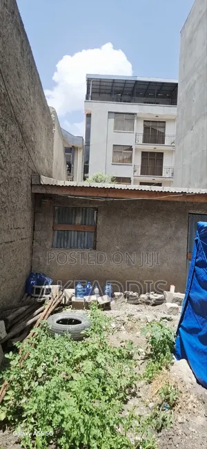 4bdrm Condo in Bole Ayat for sale