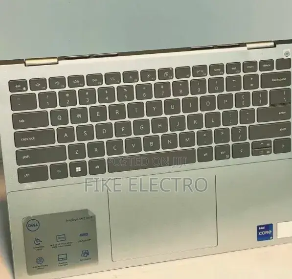 New Laptop Dell Inspiron 14 7440 2-in-1 8GB Intel Core i5 SSD 512GB