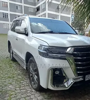 Toyota Land Cruiser 2014
