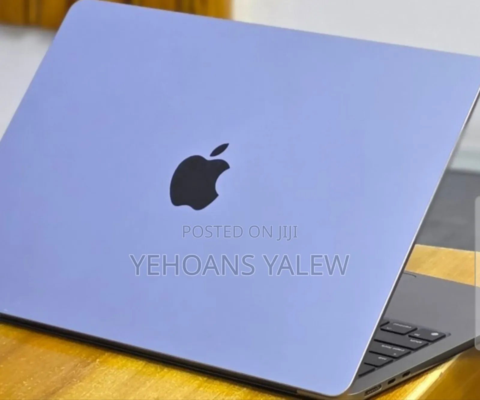 New Laptop Apple MacBook Air 2022 M2 8GB Apple M2 SSD 256GB