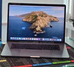Laptop Apple MacBook Pro 2018 32GB Intel Core i7 SSD 1T