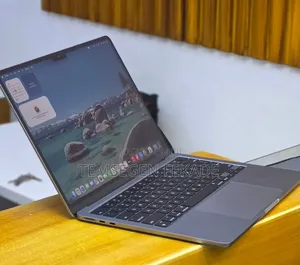 New Laptop Apple MacBook Air 2023 M2 8GB Apple M2 SSD 256GB