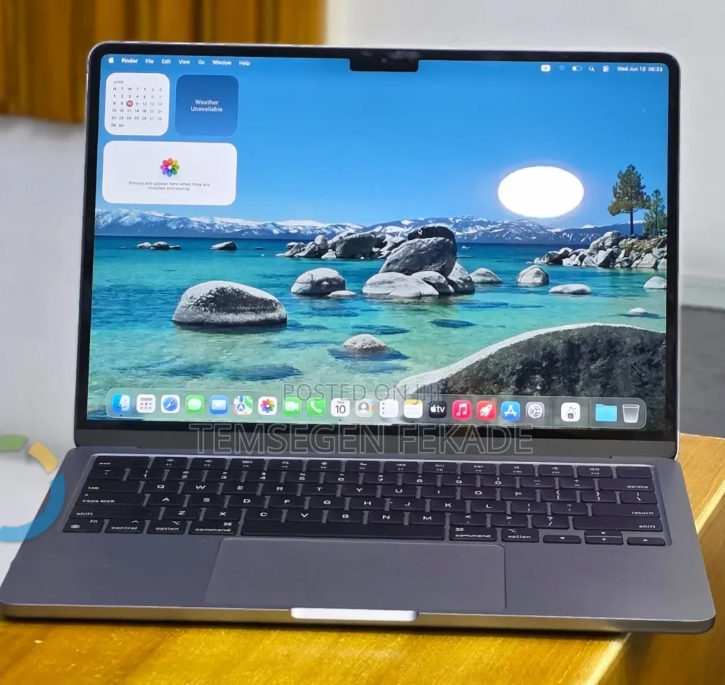New Laptop Apple MacBook Air 2023 M2 8GB Apple M2 SSD 256GB