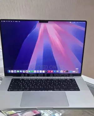 New Laptop Apple MacBook Pro 2020 M1 32GB Apple M1 Pro SSD 512GB