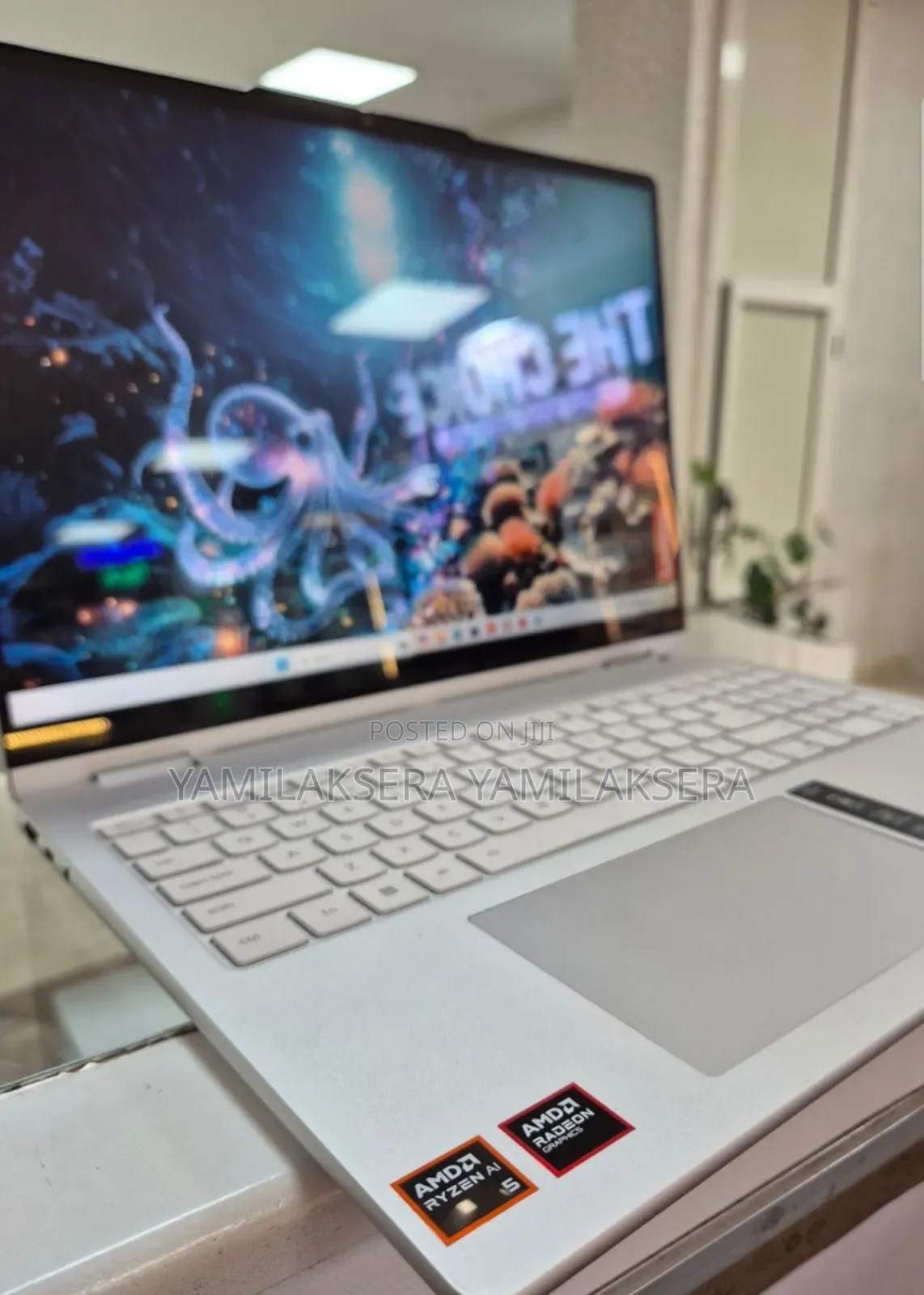 New Laptop Lenovo Yoga 7i 16GB AMD Ryzen 5 SSD 512GB