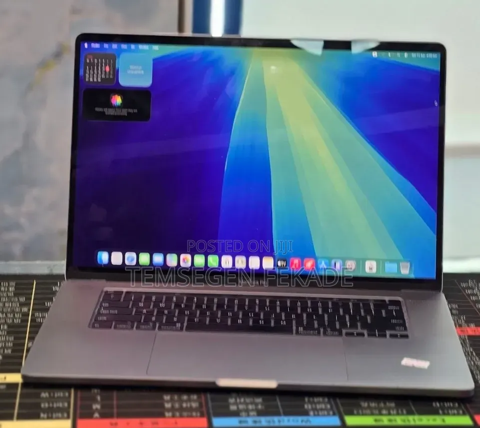 New Laptop Apple MacBook Pro 2019 64GB Intel Core i9 SSD 512GB