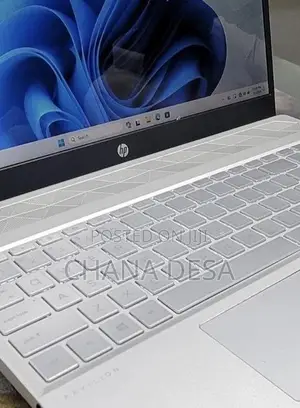 New Laptop HP Pavilion 15 8GB Intel Core i5 SSD 512GB