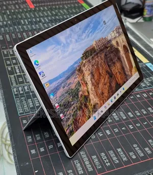 New Laptop Microsoft Surface Pro 7 16GB Intel Core i7 SSD 512GB